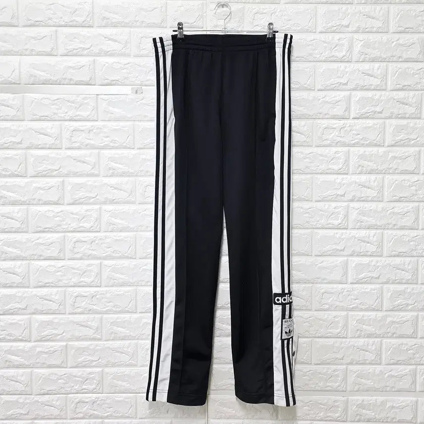 [BUNJANG] Adidas 30-inch Jogger Pants E361 / 30인치 아디다스 조거 팬츠 E361