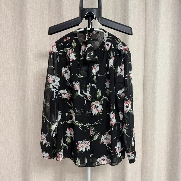 [BUNJANG] KLBairen Blouse Size 66 / KL바이린 블라우스 66