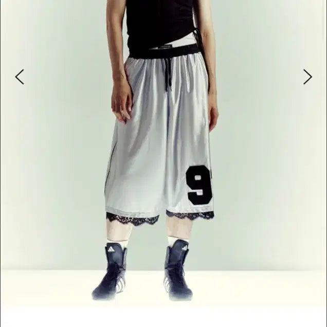 [BUNJANG] Recito Bermuda Lace Satin Shorts Silver / 레시토 버뮤다
