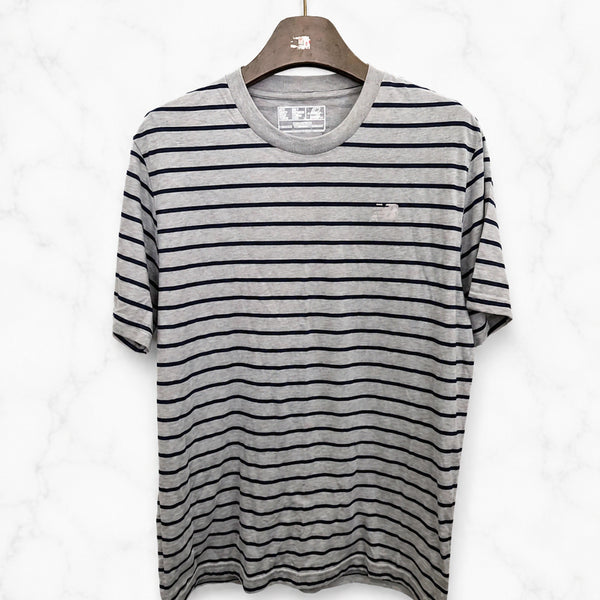[BUNJANG] New Balance Stripe Short Sleeve T-Shirt / 100,L)) New balance 뉴발란스 스트라이프 반팔티셔츠!~