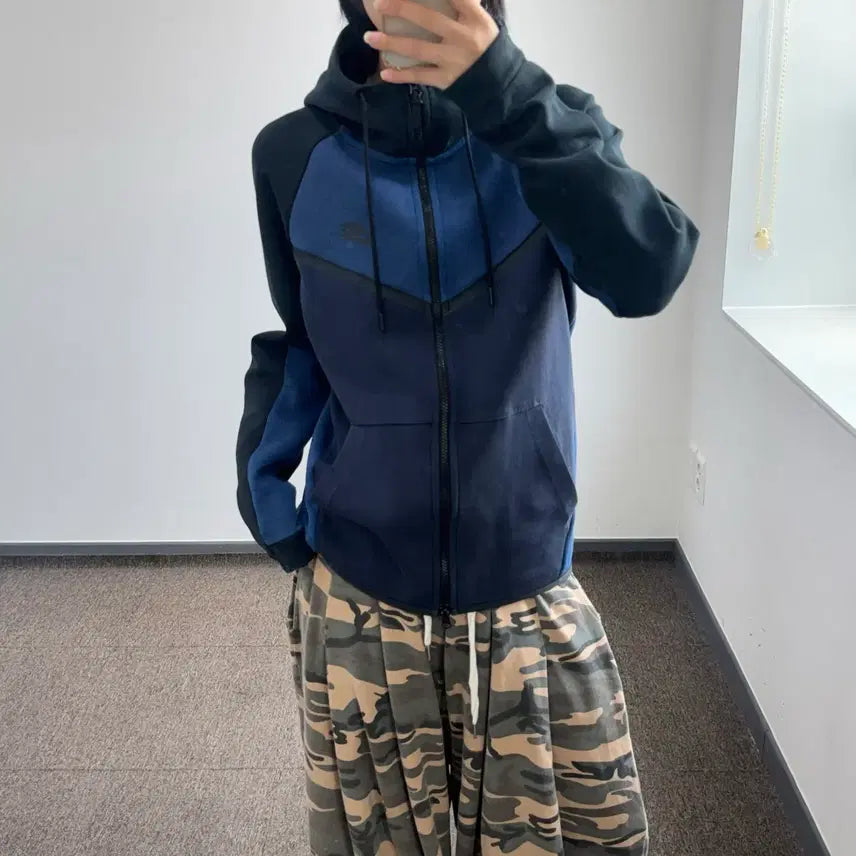 [BUNJANG] Nike Color Block Zip-Up Hoodie Navy/Black / Nike 나이키 네이비 블랙 배색 후드집업