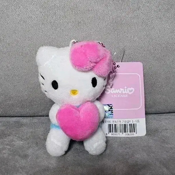 [BUNJANG] Sanrio Hello Kitty Heart 8cm Keyring Doll / 정품 산리오 헬로키티 하트 8cm 키링 인형