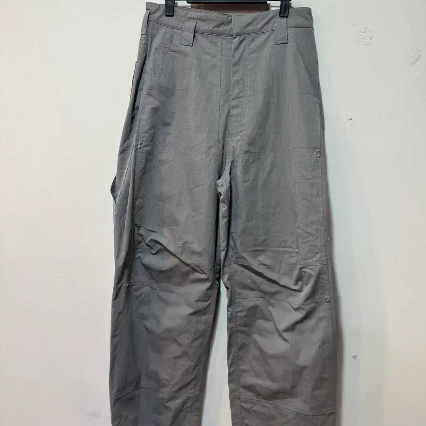 [BUNJANG] IEY Cargo Pants (Size M, 30-31) / IEY 카고 팬츠 M 사이즈(30-31)