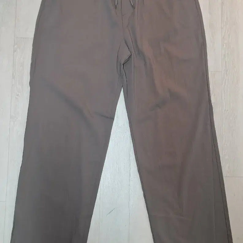 [BUNJANG] Giordano Khaki Cotton Pants XL New / 지오다노 XL 카키색 면바지 새상품 여름용