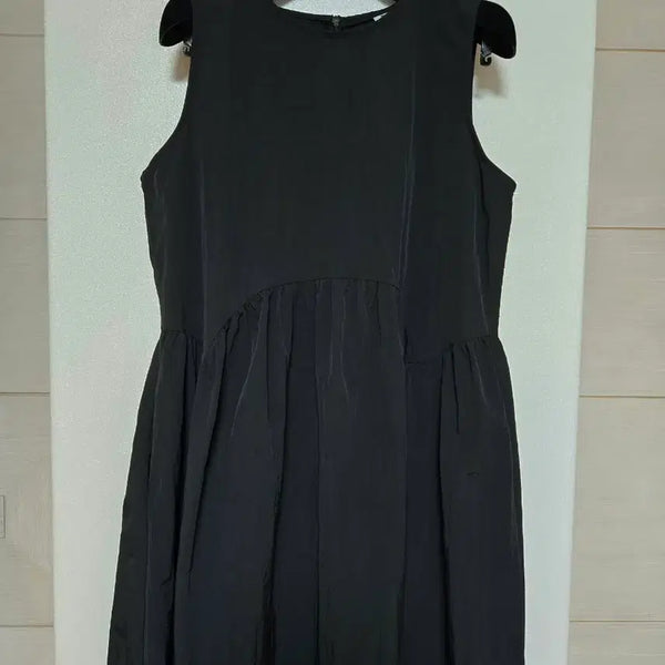 [BUNJANG] Analog Sleeveless Dress / 아날로그 민소매 원피스 (새상품)