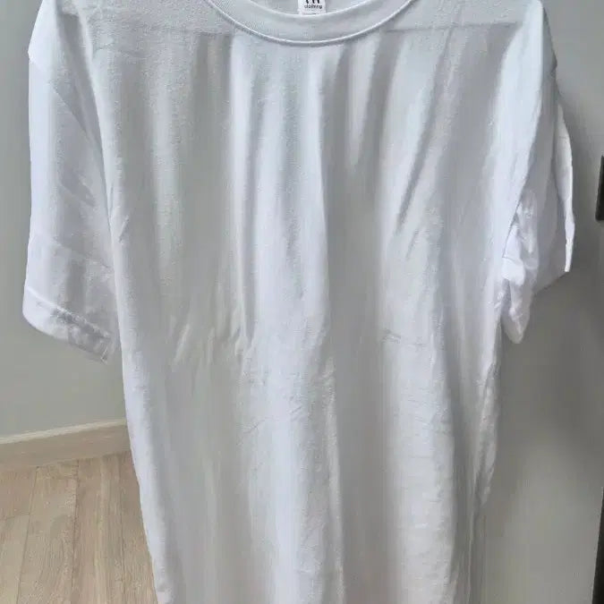[BUNJANG] URTH L 100 Bundle Set T-shirts / 호주 브랜드 URTH 사이즈 L 100 (일괄 판매)
