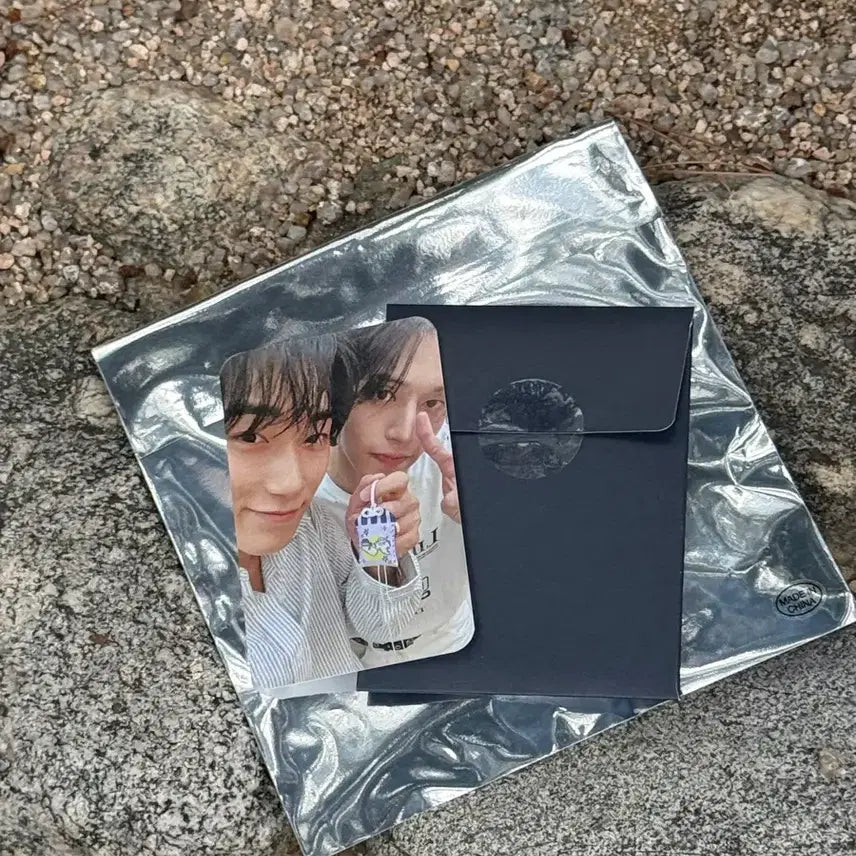 [BUNJANG] ATEEZ Fanmeeting Membership MD Omamori Umbrella Photocard Set / 에이티즈 팬미팅 멤버십 MD 오마모리 우산 양도