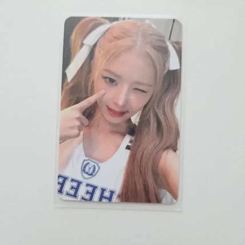 [BUNJANG] IVE Rei Apple Music Secret Photocard / 아이브 레이 애플뮤직 시크릿 포카 포토카드