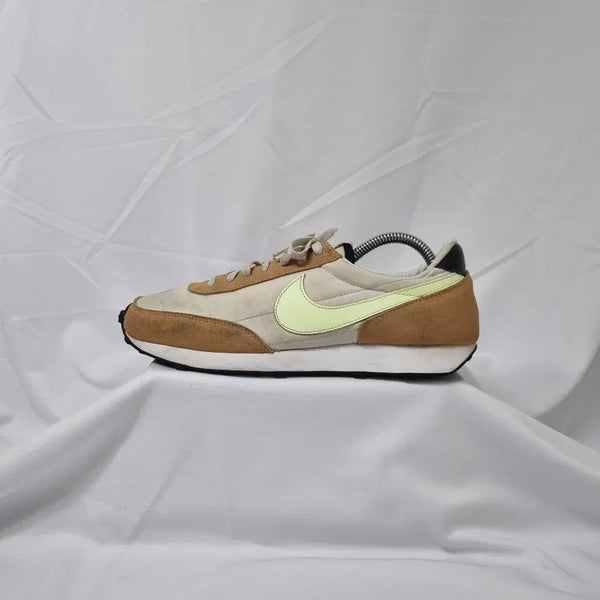[BUNJANG] Vintage Nike Davraak Praline Volt Sneakers / 빈티지하서 275 나이키 데이브레이크 프랄린 볼트 스니커즈