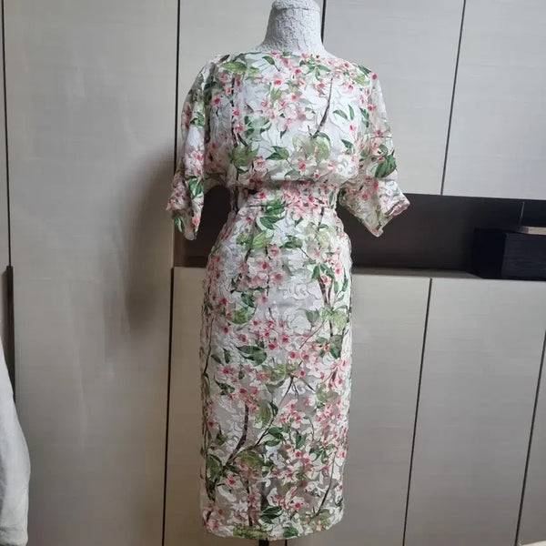[BUNJANG] Banjil Flower Lace Dress Size S / (새상품)반질 플라워 레이스 원피스 S사이즈 돌잔치 원피스 결혼식 원피스 쇼호스트 원피스