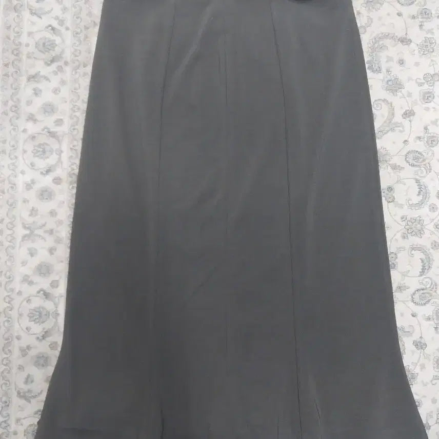 [BUNJANG] TIME Mermaid Skirt (Size 64-94 / 27-28 inch) / TIME 타임 머메이드 스커트 64-94 (27-28인치)