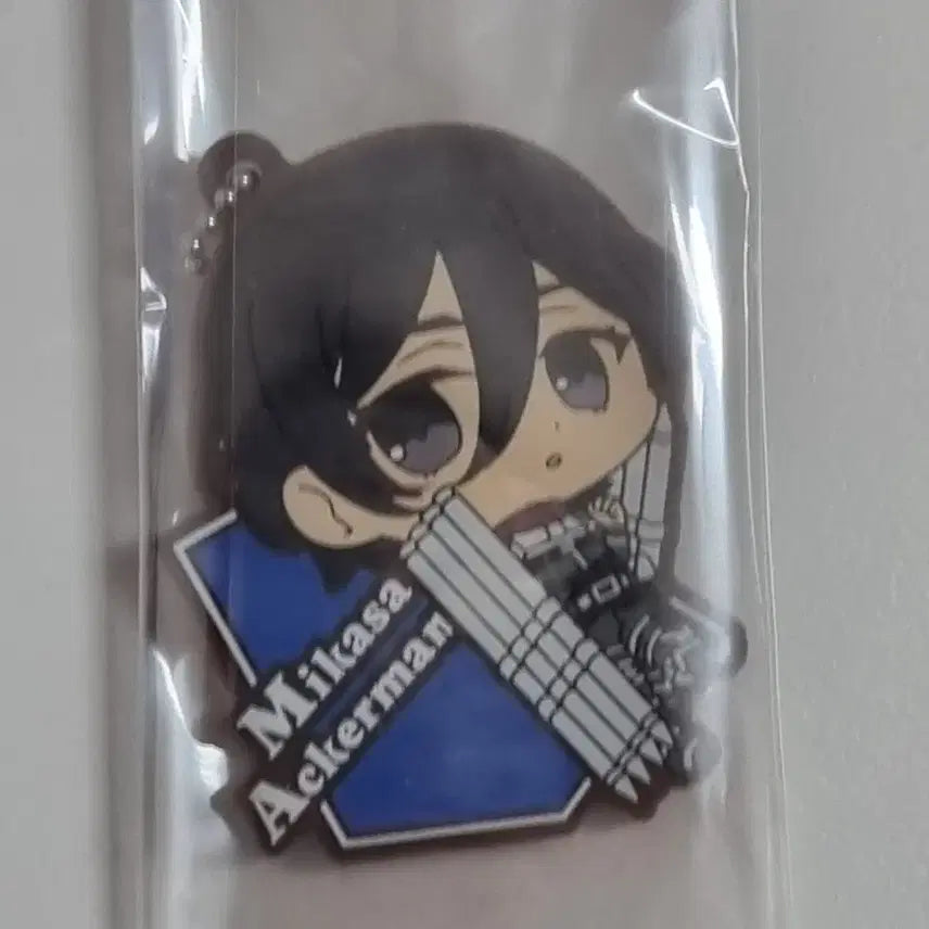 [BUNJANG] Attack on Titan Mikasa Ackerman Rubber Strap / 진격의 거인 진격거 미카사 아커만 러버스트랩 굿즈