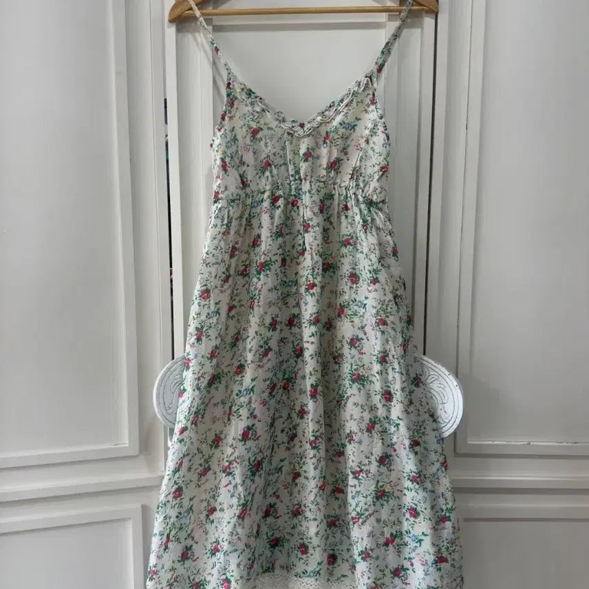 [BUNJANG] PAGEBOY Flower Lace Strap Dress / 플라워 레이스 끈 원피스