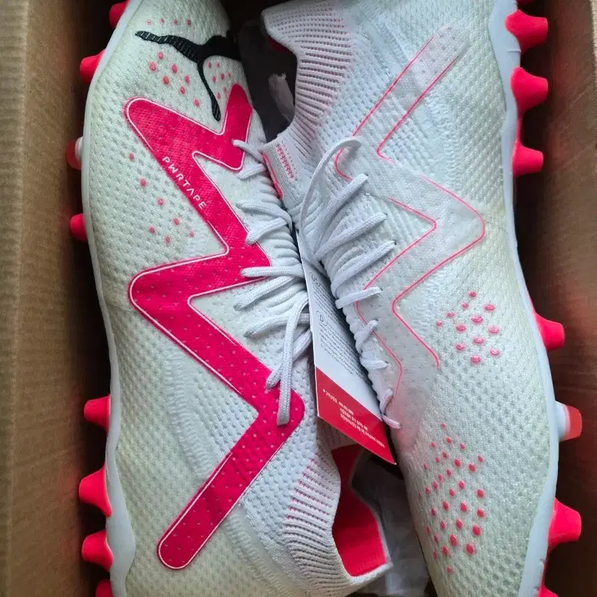 [BUNJANG] Puma Future Ultimate MG Fire Orchid Soccer Cleats (280mm) / 푸마 퓨쳐 얼티메이트 MG 파이어 오키드