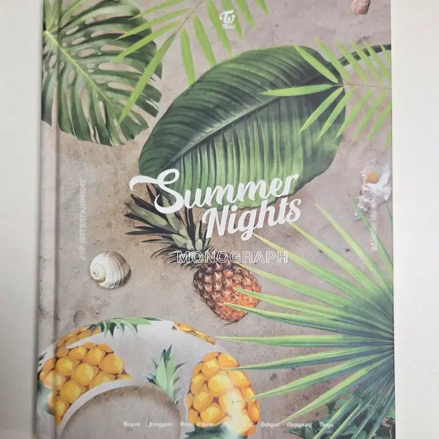 [BUNJANG] TWICE Summer Nights Photobook / 트와이스 TWICE Summer Nights 모노그래프 포토복