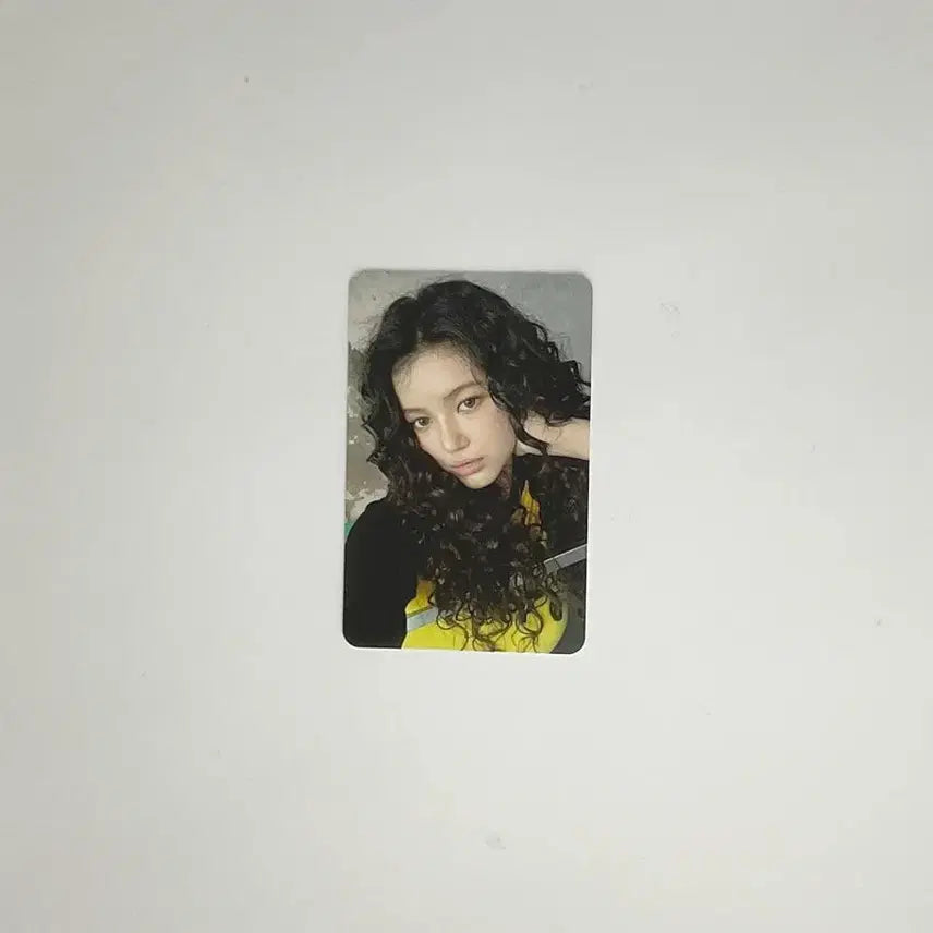 [BUNJANG] NewJeans Danielle Super Natural Photocard / 뉴진스 다니엘 슈퍼내추럴 포토카드 NJ DANIELLE SUPER NATURAL PHOTOCARD_2