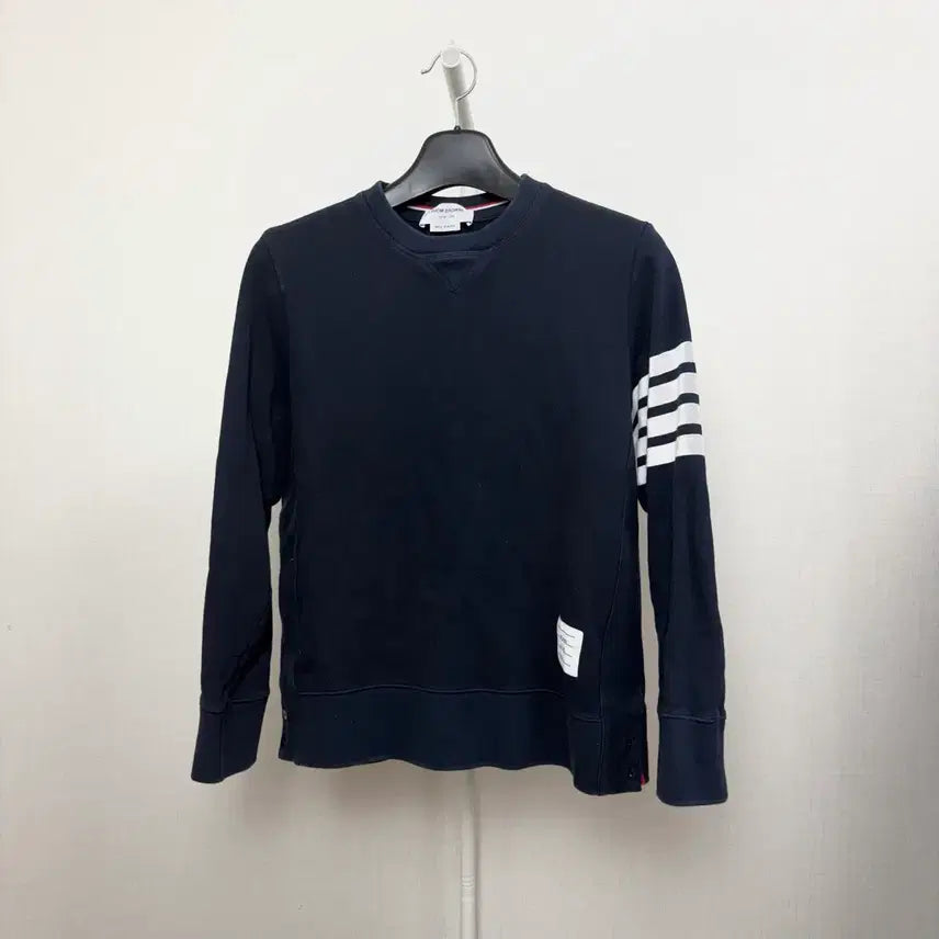 [BUNJANG] Thom Browne Sleeve Stripe Sweatshirt Navy Size 4 / [정품/4] 톰브라운 사선완장 맨투맨 네이비