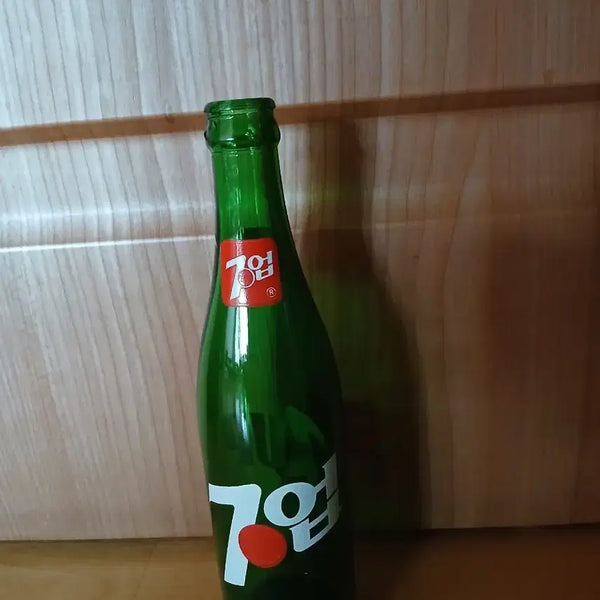 [BUNJANG] 7 Up "Memories" Drink Bottle / 세븐 업 축억의 음료수병