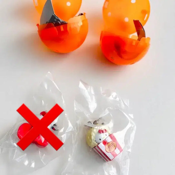 [BUNJANG] Sanrio Hello Kitty American Series Popcorn Mascot Keychain / [산리오] 키티 아메리칸 시리즈 팝콘 메지루시 키링