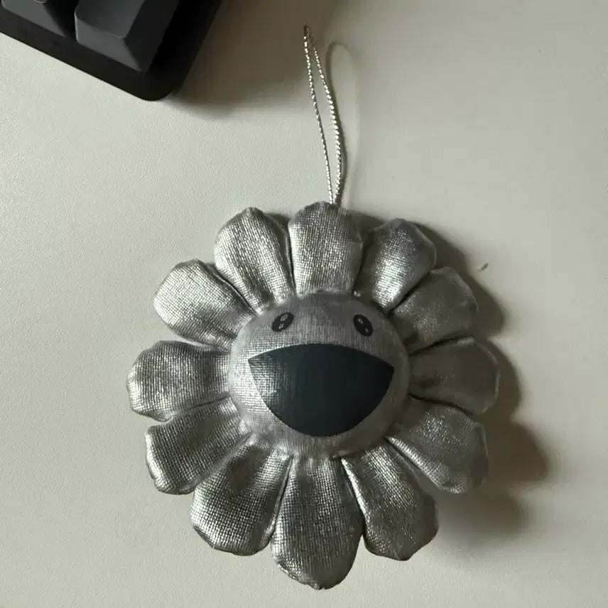 [BUNJANG] Kaikaikiki Sunflower Charm Keychain / 카이카이키키 키링 정품