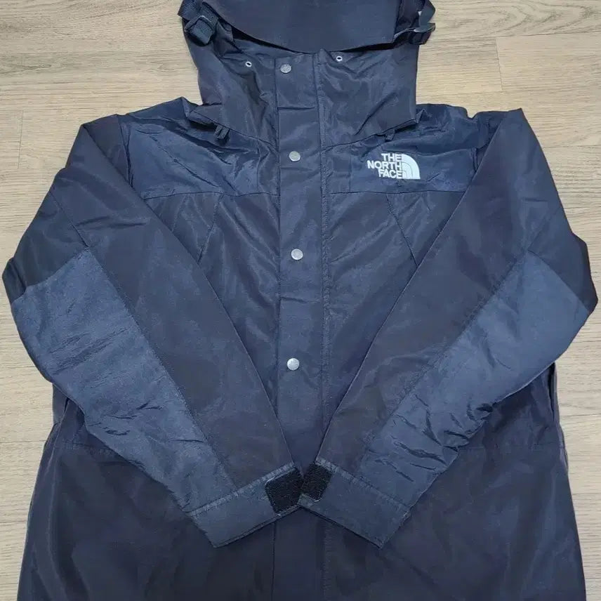 [BUNJANG] The North Face Gore-Tex Mountain Light Jacket Black Asia L / 노스페이스 고어텍스 마운틴 라이트 자켓 블랙 아시아L