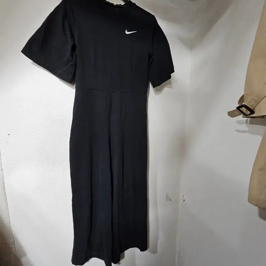 [BUNJANG] Nike Women's Short Sleeve Jumpsuit / 나이키 여성 점프수트  반팔