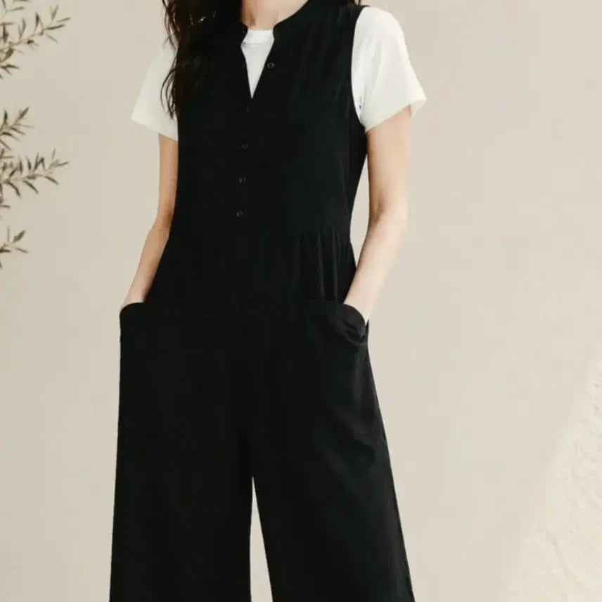 [BUNJANG] Black Sleeveless Wide Jumpsuit / 새상품 블랙 민소매 와이드 점프수트
