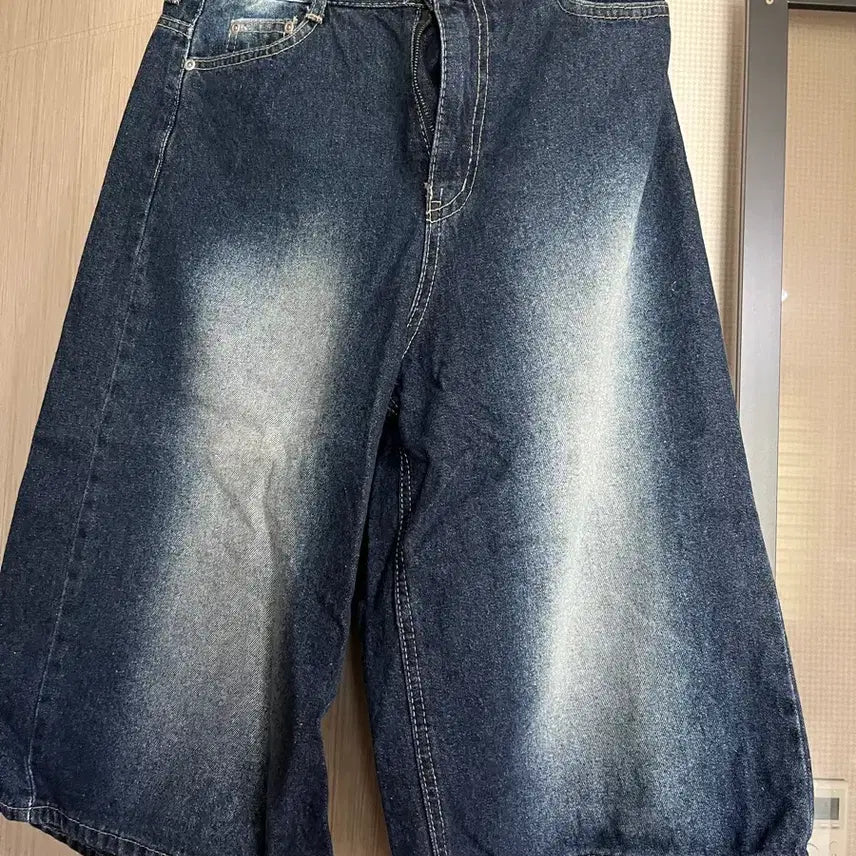 [BUNJANG] AURA Bermuda Shorts / AURA버뮤다팬츠