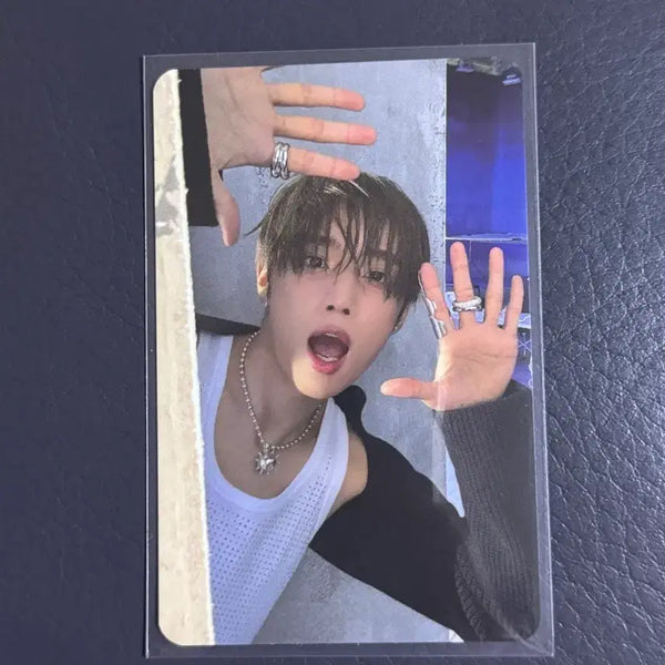 [BUNJANG] The Boyz Sunwoo Flash Version 'Eoheung' Photocard / 더보이즈 선우 트리거 포카 flash ver. 어흥
