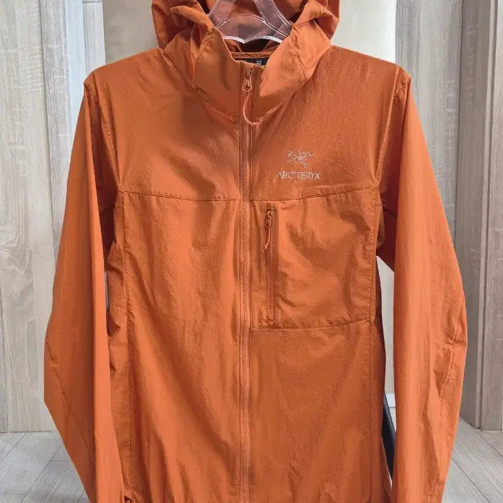 [BUNJANG] Arc'teryx Squamish Hoody Women's Orange (S) / 아크테릭스 스쿼미시 후디 우먼 69568오렌지(S)