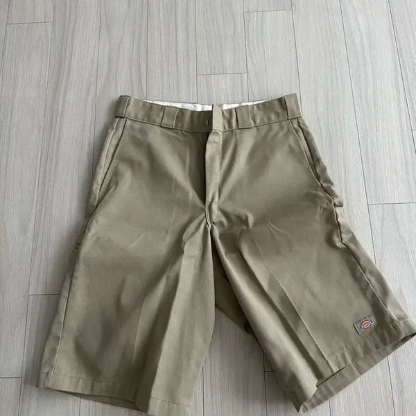 [BUNJANG] Dickies Corduroy Shorts Beige / 디키즈 코듀로이 반바지 베이지