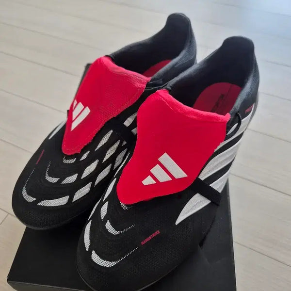 [BUNJANG] Adidas Predator 26 League FT 2G3G AG Football Boots (250mm) - Used / 프레데터 26 리그 FT 2G3G AG 250mm 중고품