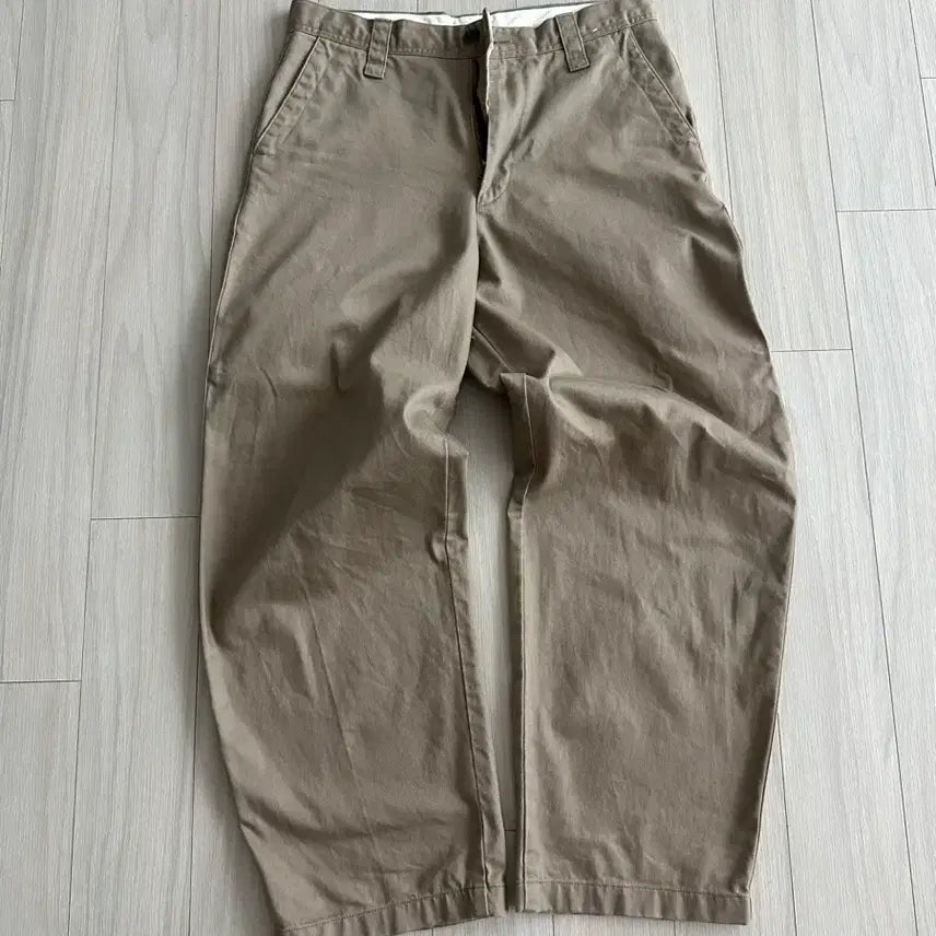 [BUNJANG] Uniqlo Wide Chino Pants Beige / 유니클로 와이드 치노 팬츠