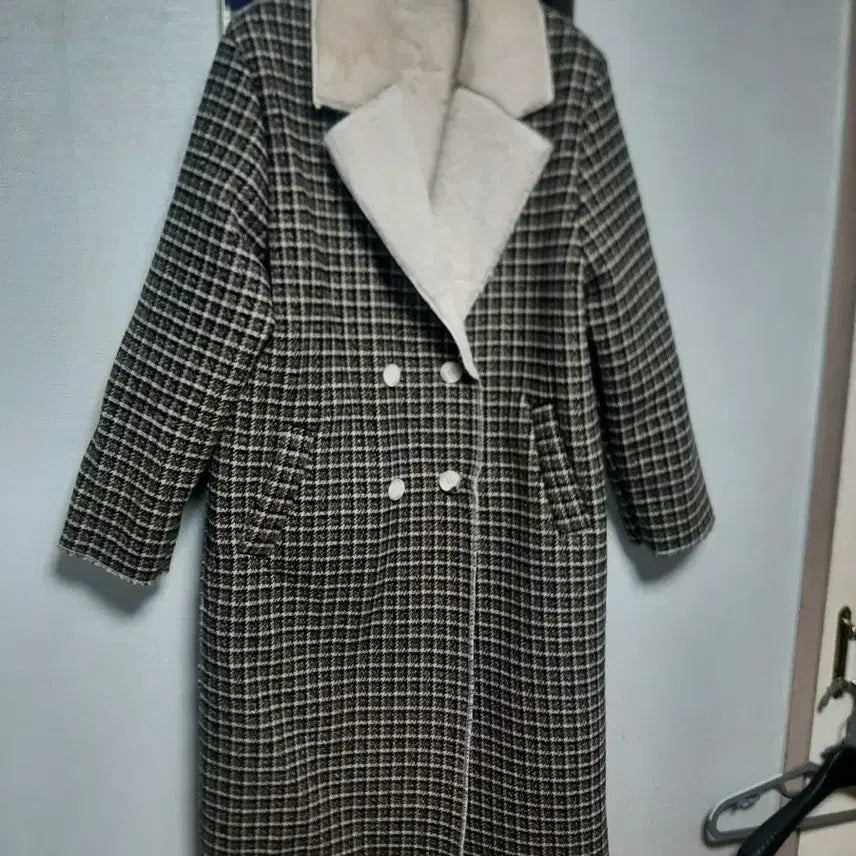 [BUNJANG] Wool Blend Check Pattern Coat / 코트