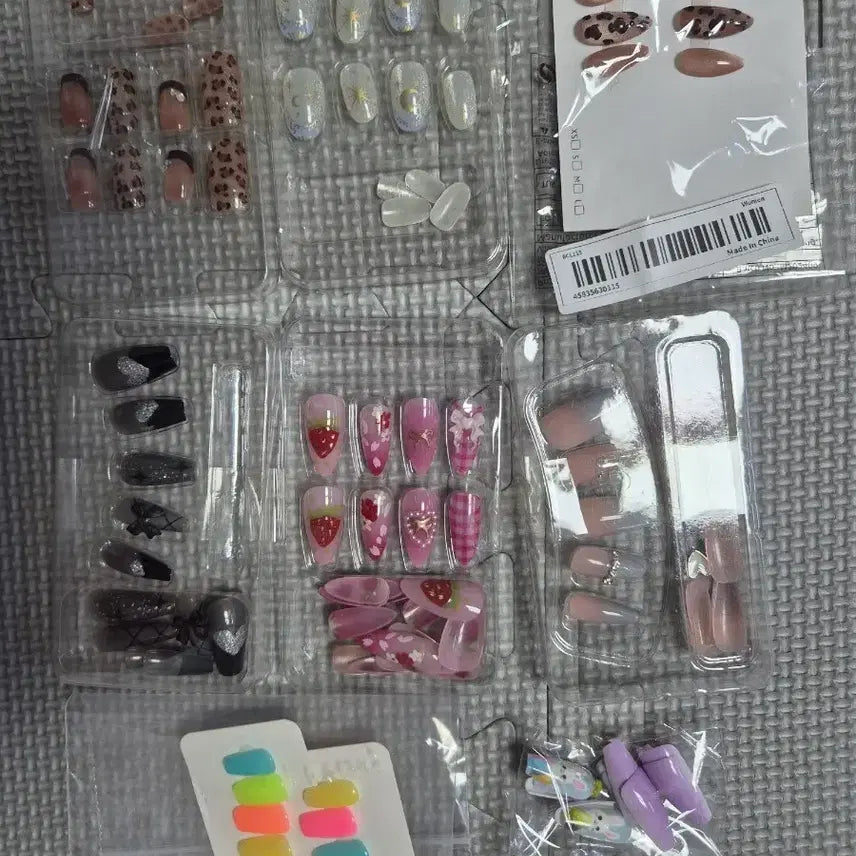 [BUNJANG] Assorted Nail Tips Bundle (8 Designs) / 네일팁 일괄