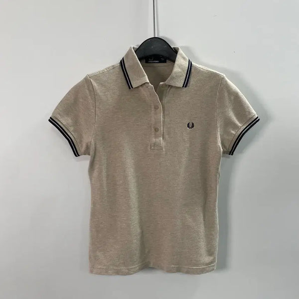 [BUNJANG] Fred Perry Women's Beige Short-Sleeve Polo Shirt / 프레디페리 우먼스 베이지 반팔 카라티 (on.1498)