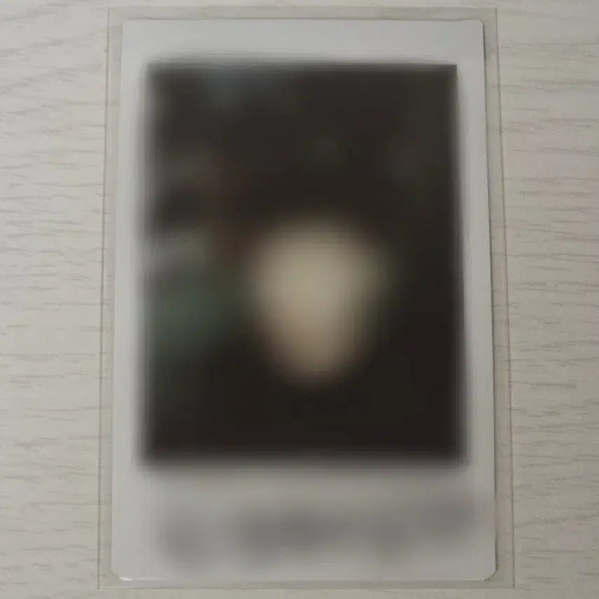 [BUNJANG] Lee Changsub Soranhan Haru Signed Polaroids / 이창섭 소란한하루 싸폴 싸인 폴라로이드