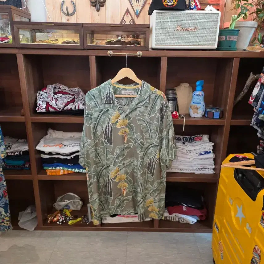 [BUNJANG] Tommy Bahama Tropical Leaf Pattern Hawaiian Shirt (2XL) / Tommy Bahama Hawaiian Shirt 2XL