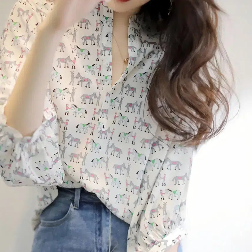 [BUNJANG] Horse Pattern 7/10 Sleeve Blouse / (새상품) 홀스 말패턴 7부 블라우스