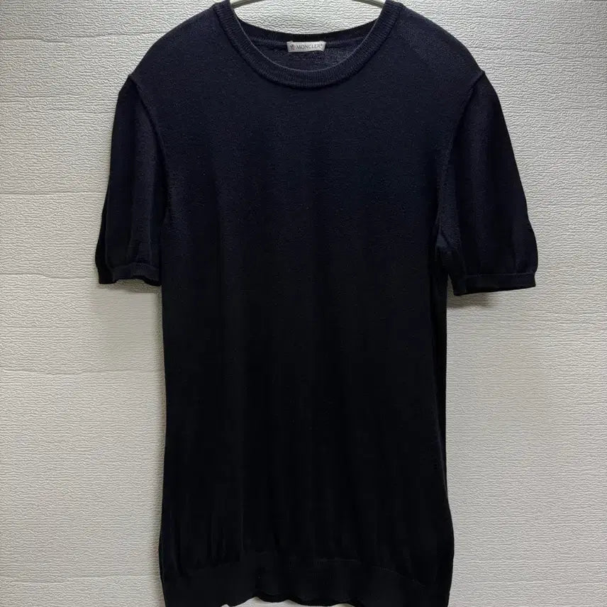 [BUNJANG] Moncler Navy Knit T-Shirt / 몽클레어 네이비 니트 티셔츠