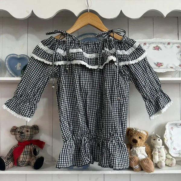 [BUNJANG] Pumpkin Black Gingham Off-Shoulder Frill Blouse / 블랙 깅엄체크 오프숄더 프릴 블라우스