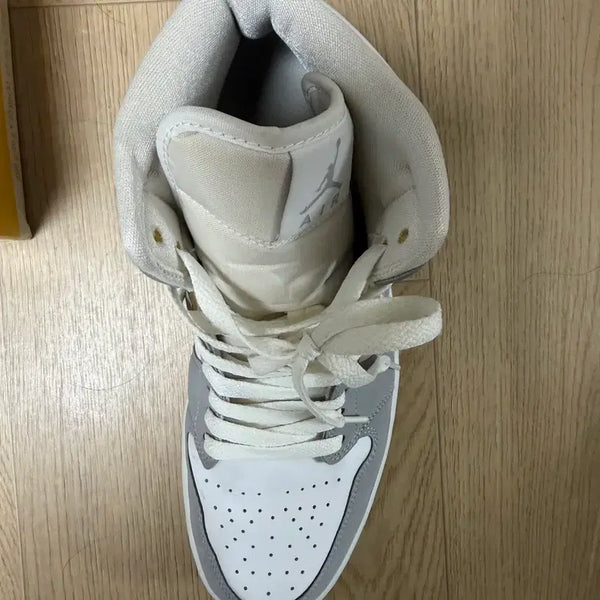 [BUNJANG] Nike Air Jordan 1 Mid Grey White / 나이키 에어 조던 1 미드 그레이 화이트