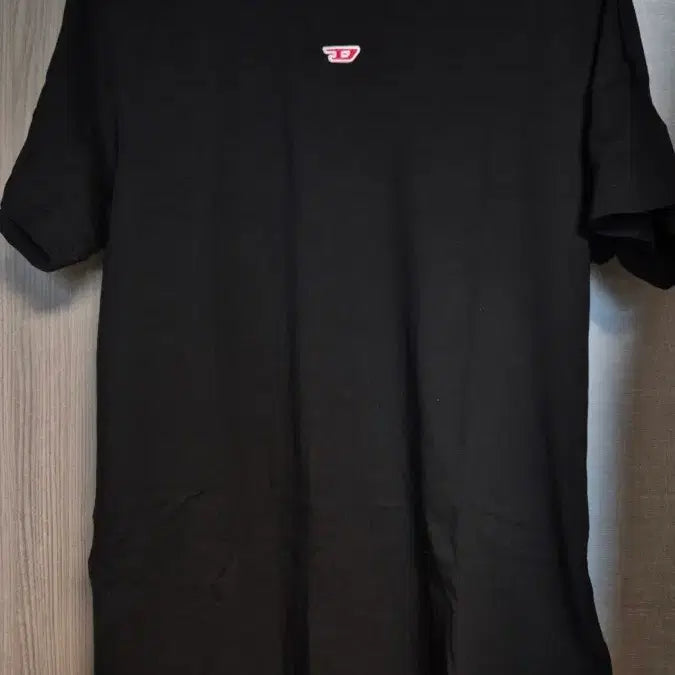 [BUNJANG] Diesel D Logo Short Sleeve T-Shirt Black / [M]디젤 D로고 반팔 티셔츠