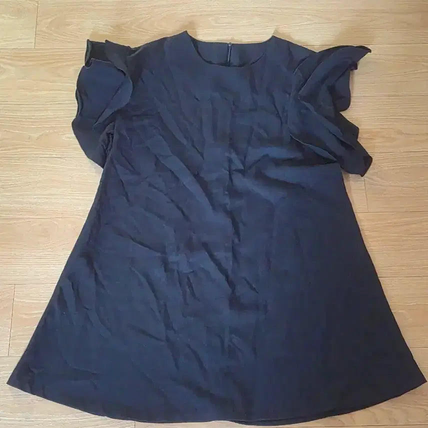[BUNJANG] Navy Frill Sleeve Dress (New) / 네이비 프릴 소매 원피스 (새거)