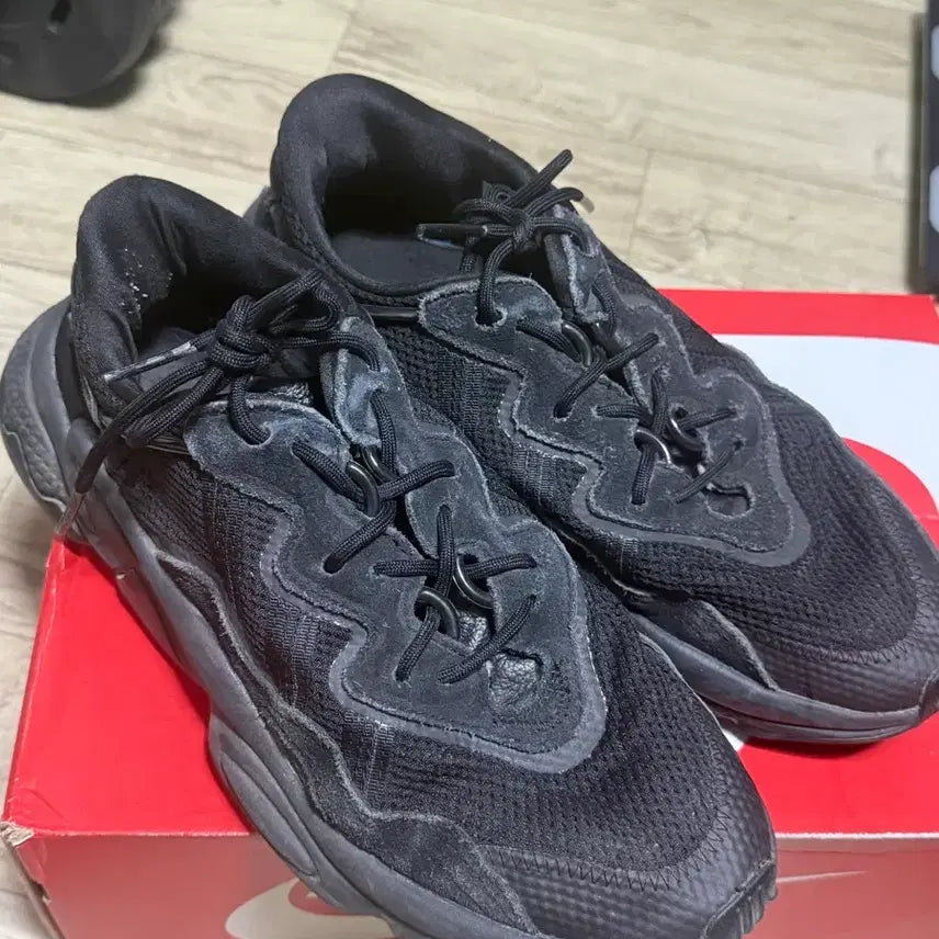 [BUNJANG] Adidas Ozweego Triple Black Shoes 270 / 아디다스 오즈위고 트리플블랙 270