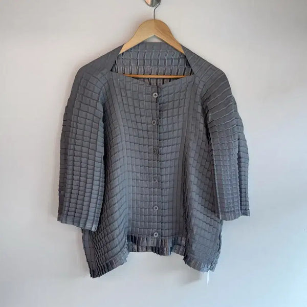[BUNJANG] ME by ISSEY MIYAKE Check Pleats Button Blouse Cardigan / me ISSEY MIYAKE 체크 플리츠 버튼 블라우스 가디건