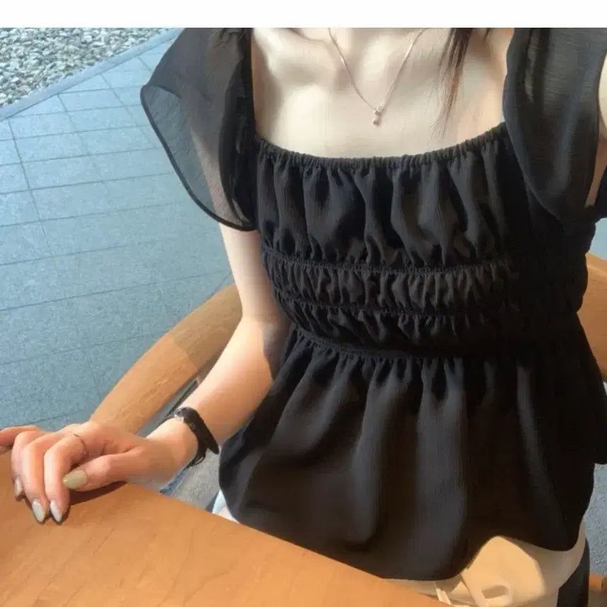 [BUNJANG] APARTMENT OF MADE Chiffon Smocked Blouse / 어파트오브 메이드 새상품 쉬폰 스모크 블라우스