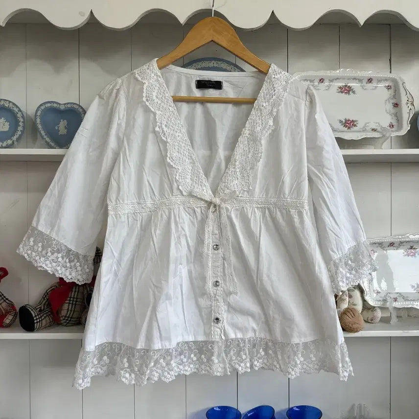 [BUNJANG] Lace Cotton Blouse / 레이스 코튼 블라우스