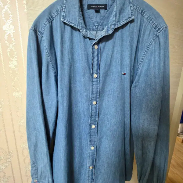 [BUNJANG] Tommy Hilfiger Slim Denim Shirt M (100) / (새상품급)타미힐피거 얇은 데님 셔츠 M(100)