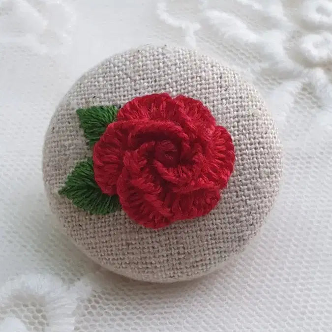 [BUNJANG] Small French Embroidery Brooch / 프랑스자수 브로치(소)